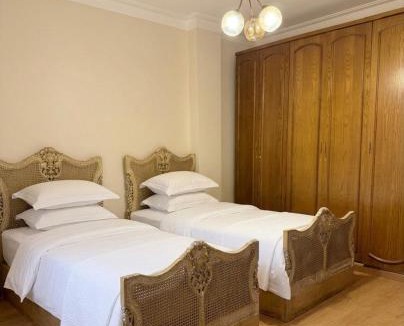 6th of October City Boat Rental | Ba-Ka Guesthouse