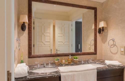 Downtown Cairo Hotel | The St Regis Luxury