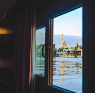 Al Duqqi Hotel | YOU Nile View Hotel