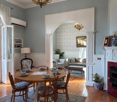 Downtown Cairo Apartment | Downtown Sunny Hideaway Vintage 7 Balconies