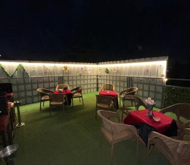 Giza Hotel | GREAT PYRAMIDS Hotel