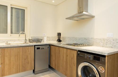 Cairo Apartment | Meraviglia - Stone Residence, 4BDR by Kennah