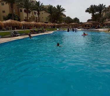 Al Ahyaa Apartment | El Karma Hotel Studio with beach and pools
