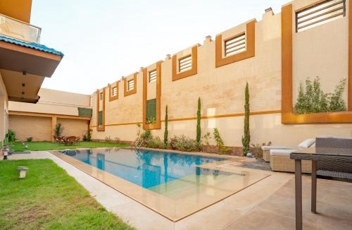 Sheikh Zayed City Apartment | Luxury Accommodation