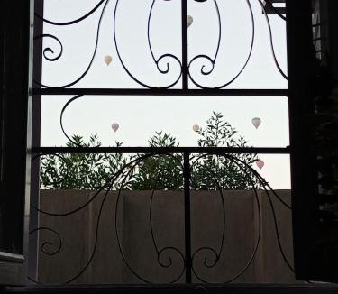 Luxor Apartment | White Rose House