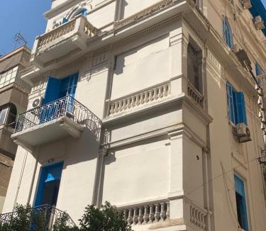 Heliopolis House | Color holiday