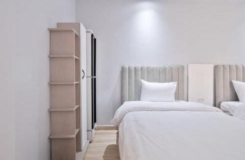 Cairo Apartment | Bright 3-BR Apartment Stone Residence, New Cairo