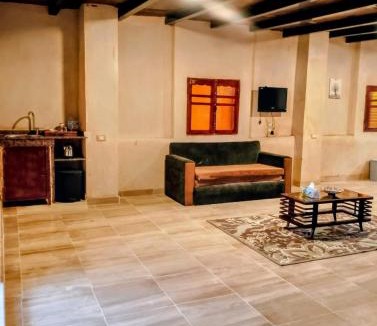 Tunis Village Hostel | Tebtunis Hotel