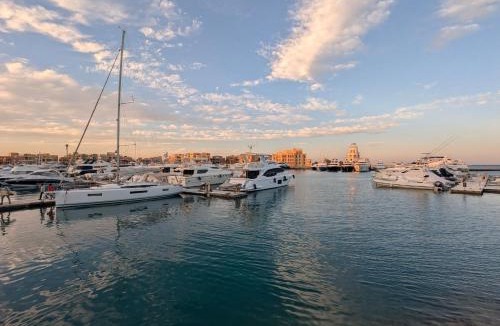 El Gouna Ski Chalet | Boho Beach Chalet in El Gouna with pool access