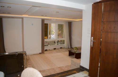 Al Duqqi Apartment | Avenue Alarab Residence