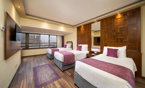 Al Duqqi Hotel | Pyramisa Suites Hotel Cairo
