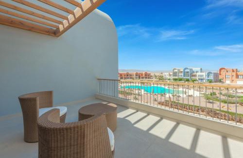 El Gouna Ski Chalet | Lumina -1 BR Chalet in Kamaran, Gouna by Ramatan Hospitality