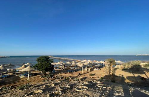 Al Ahyaa Apartment | Karma Hotel Studio with beach and pools-foreign guests only