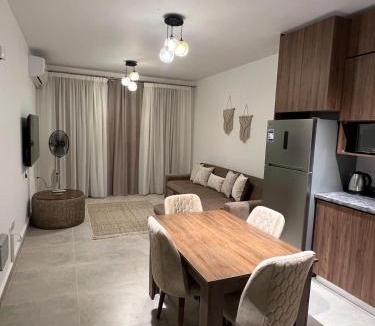 Zawiyat 'Abd al Mun'im Ski Chalet | 2-bedroom Garden Chalet in Mountain View Ras El Hekmah