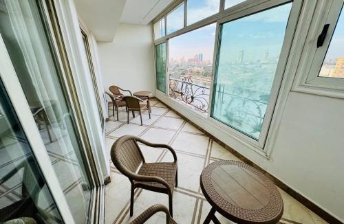 Al Duqqi Apartment | شقة فندقية علي النيل Nile view apartment