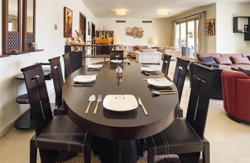 Al-Khalifa Apartment | Sunny Hills 3 - Modern & Elegant Retreat