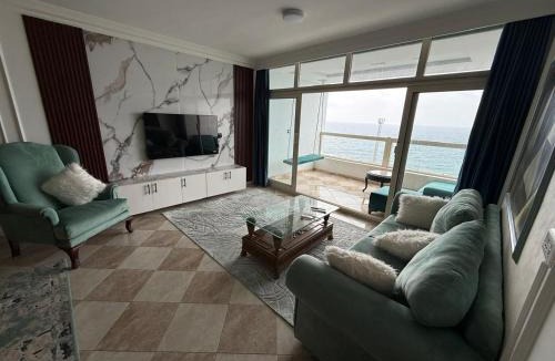 Ar-Raml 1 Apartment | Gleem Sea View 4