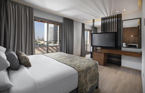Al Duqqi Hotel | V Hotel Cairo