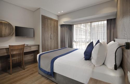 Al Duqqi Hotel | Pyramisa Suites Hotel Cairo