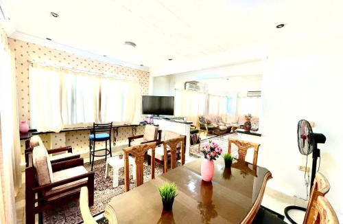 Old Cairo Apartment | Nile and island