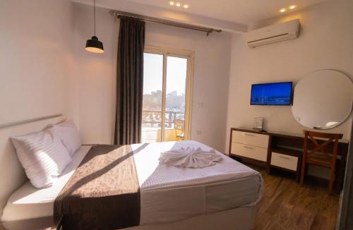 Qasr an-Nil Hotel | Museum Plaza