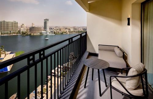 Al Duqqi Hotel | Sheraton Cairo Hotel & Casino