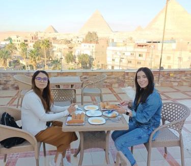 Al Haram Hotel | Nefertiti hotel pyramids view inn