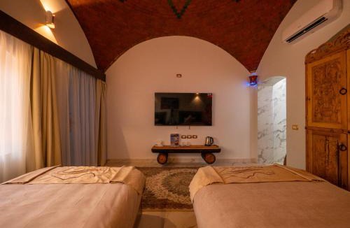 Al Bawiti Hotel | B&W Sahara Sky Hotel