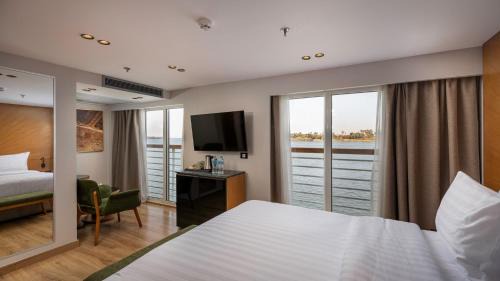 Nile River Luxor Hotel | TIA Boutique Nile Cruise - Accommodation Only - Every Monday from Luxor for 04 & 07 Nights - Every Friday From Aswan for 03 & 07 Nights