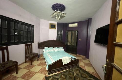 Mansoura Apartment | شقه ثلاثه غرف وريسبشن ثلاثه قطع لك بالكامل بها تكييف ف الصاله