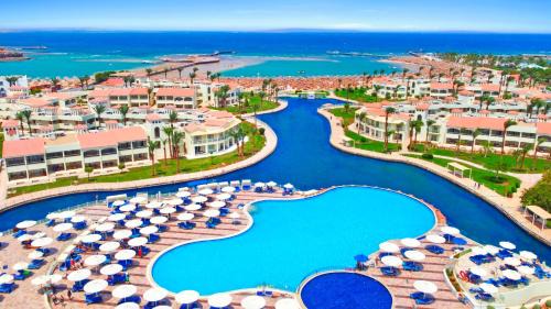 Village Road Resort | Pickalbatros Dana Beach Resort - Aqua Park