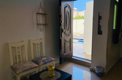 Village Road Villa | Alis Villa