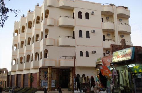 Bawati Hotel | Western Desert Hotel & Safari