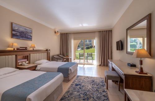 Makadi Bay Resort | SRNTY Sea Reef - Ex Serenity Alpha Beach