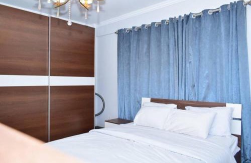 Al Duqqi Apartment | شقه 17
