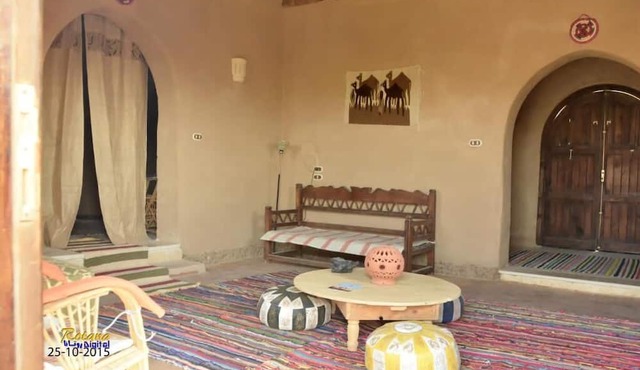 Qasr El Bagawat Eco Lodge Hotel