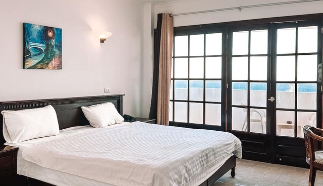 Serenity Lodge