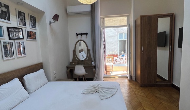 paris east hostel