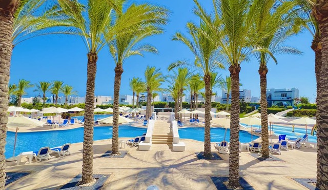 Egypt! North Coast - Ras El Hikma - Mountain View Chalet - Beach & Pools in Marsa Matrouh Governorate