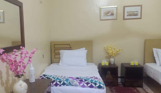 tut amun guest house