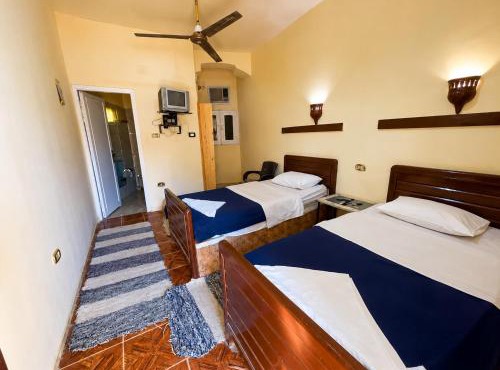 White Desert camping with hotel room after camp