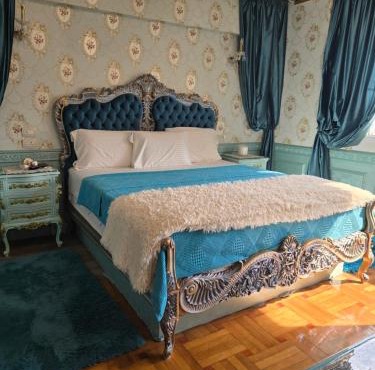 Royal sapphire suite side sea view in Alexandria