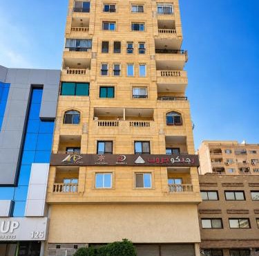 Premium 3BR Hotel Apartment with Direct Airport View