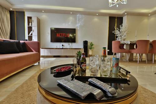 apartment near city center airport and nasr city 2bedroom 2 bathroom 2balcony 1 dressing Room 2 lift and security services 24