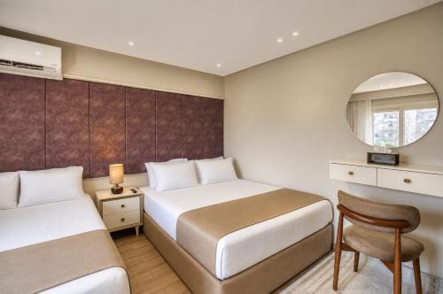 Premium Pyramids BoutiQue With Rooftop Access in Cairo