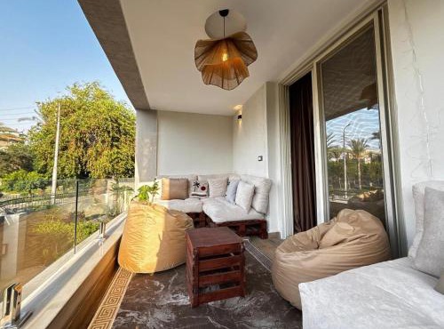 Garden Retreat 2BR in Heliopolis Balcony &Garden in Cairo