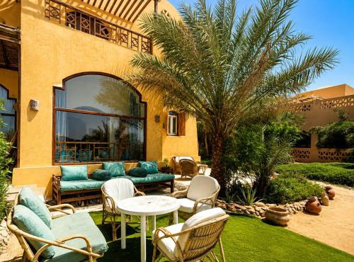 chalet in nubian villas , behind Rihanna hotel in Hurghada