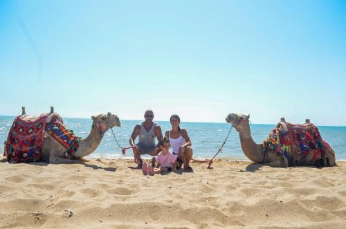 Hurghada and Fun in `Ezbet Bûgti