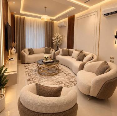شقه فندقيه vip في المنصوره حي الجامعه الرئيسي امام الجامعه وماكدونالدز in Mît Khamîs