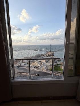 Direct Seaview Luxury Home 3Bedroom - Families Only - with Wifi and Parking in Alexandria